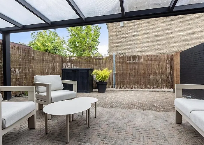 Gloednieuw En Prachtig Ingericht 3persoons Apartment