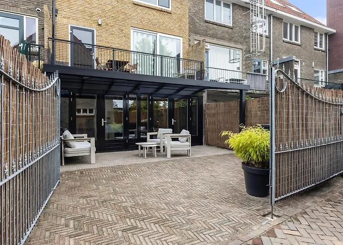 Gloednieuw En Prachtig Ingericht 3persoons Apartment *